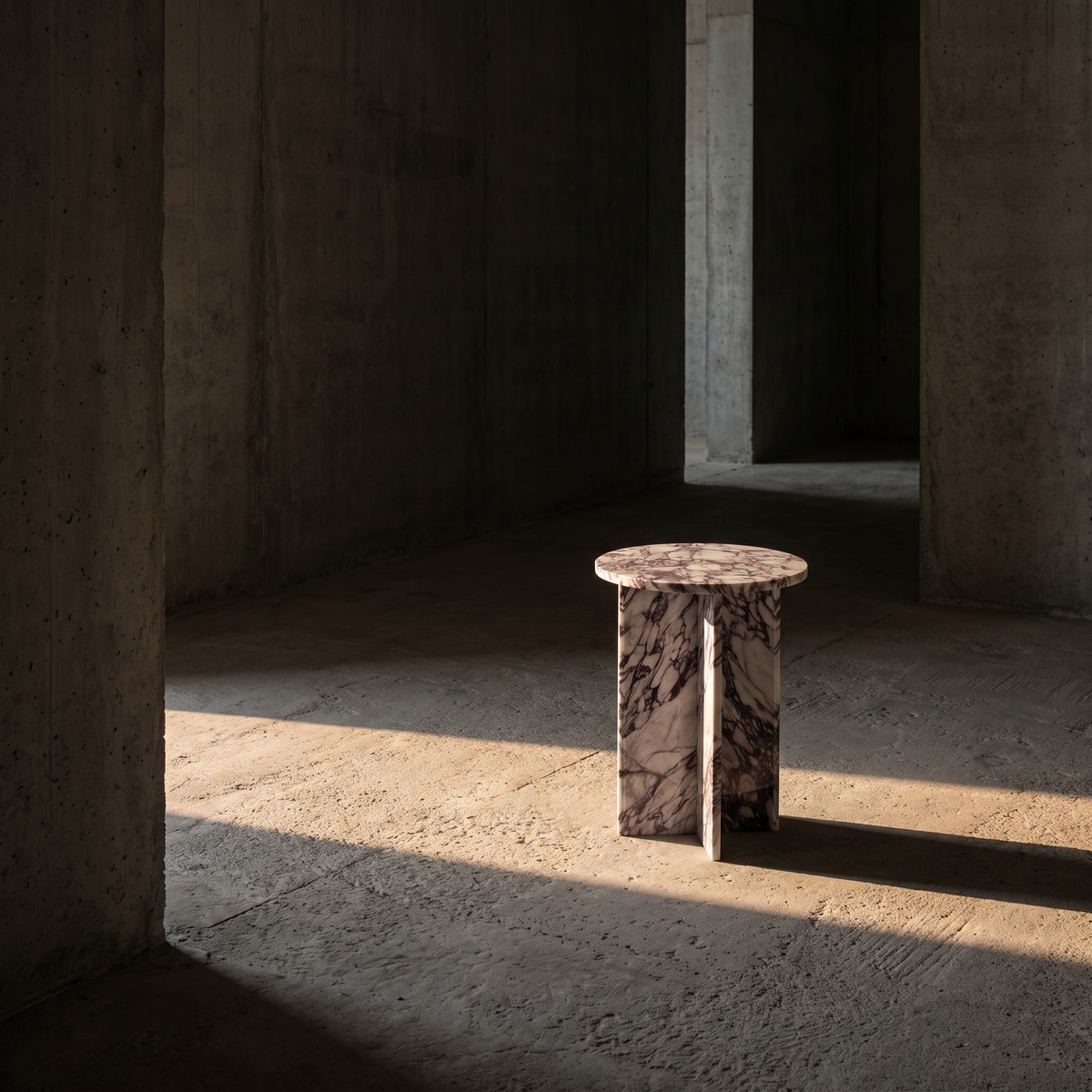 Elba Calacatta Viola Side Table