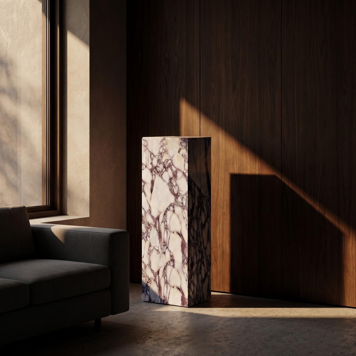 Plinth Tall Calacatta Viola